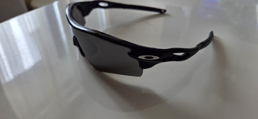Слънчеви очила Oakley