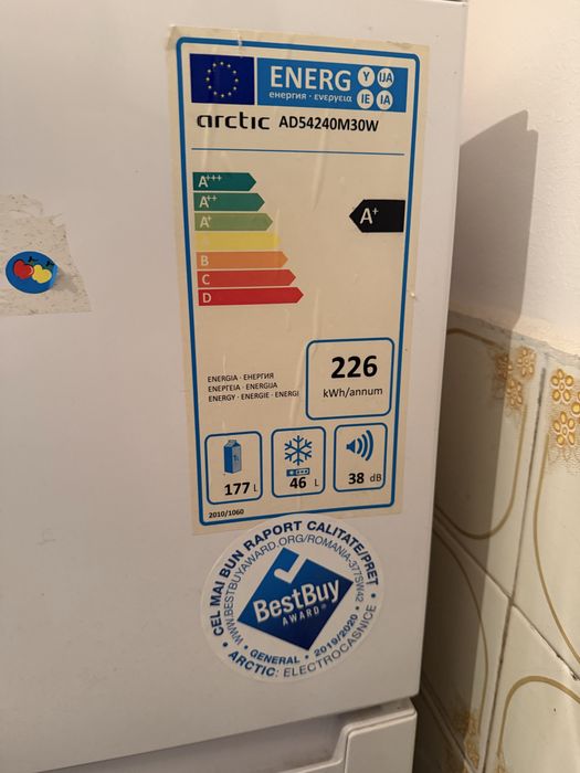 Frigider cu congelator, Arctic