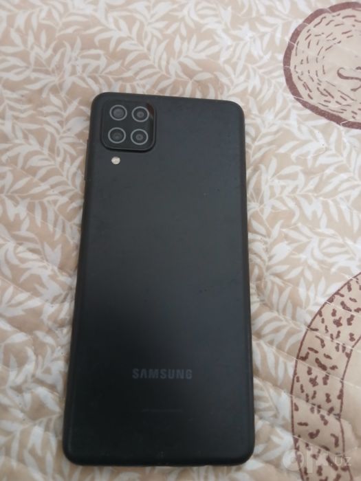 Samsung A12.    0