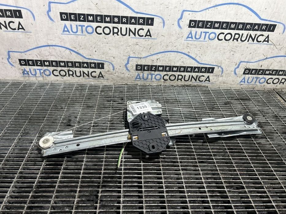 Macara stanga fata Dacia Dacia Logan II MCV 2013 - 2016 Combi 4 Usi (1335)