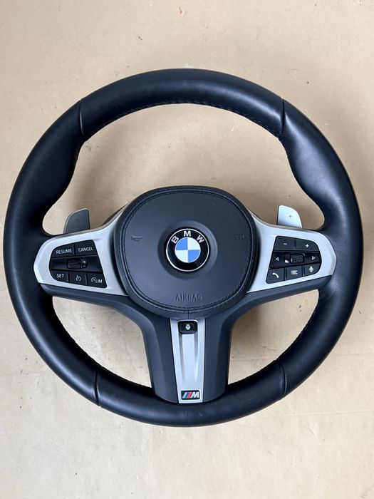 Оригинален M волан бмв bmw g01 g02 g05 g06 g11 g12 g14 g15 g16 g30 g31