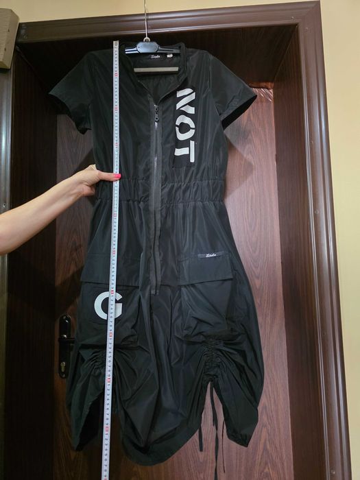 Черна рокля тип балон