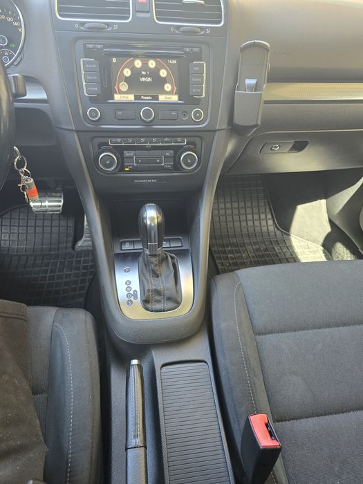 VOLKSWAGEN Golf 2011 — imagine 5