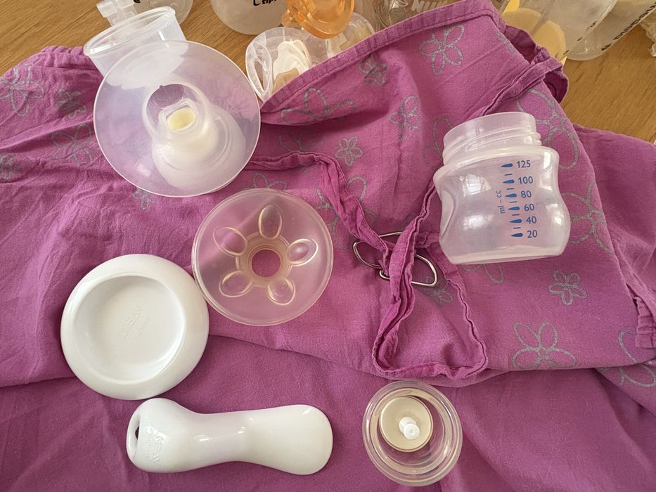 Помпа за кърмене,шишета,биберони