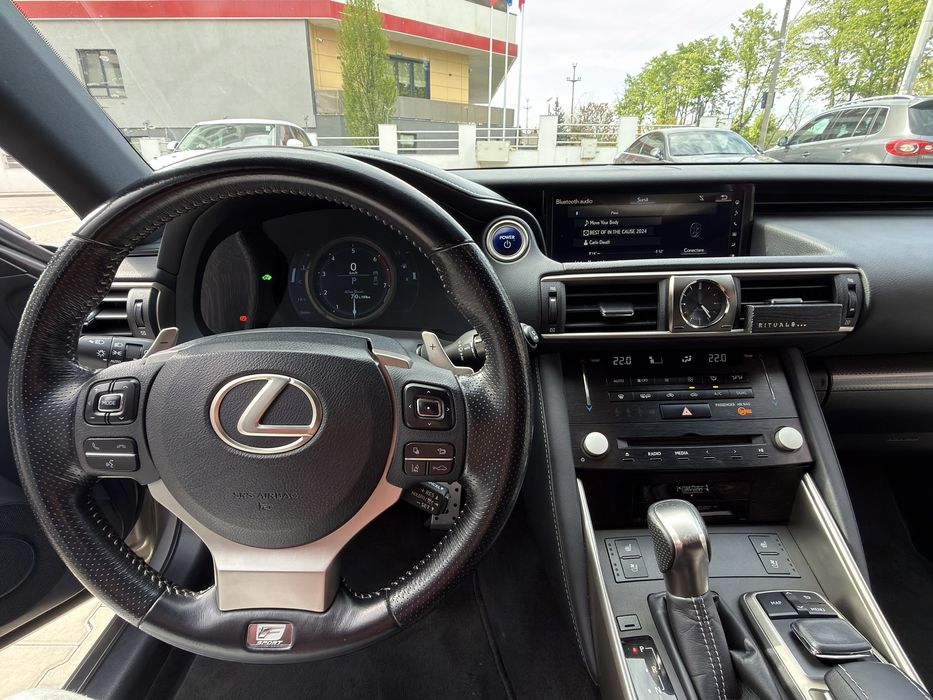 Lexus IS F-Sport