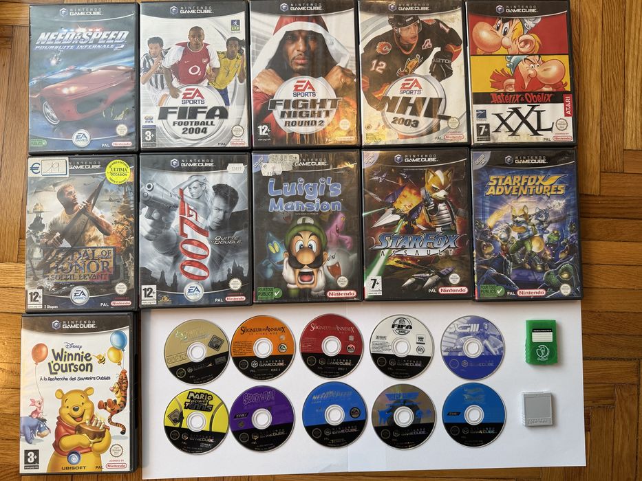 Lot 21 jocuri Nintendo Gamecube Mario Luigi NFS 007 Zelda