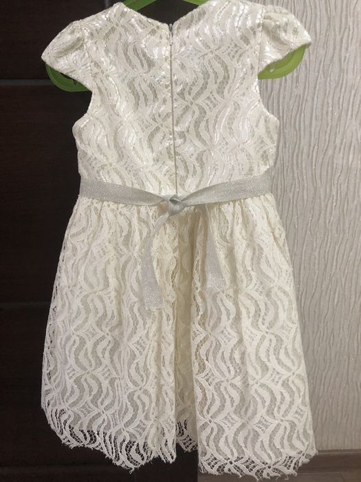 Продам комплект (пальто и платье)