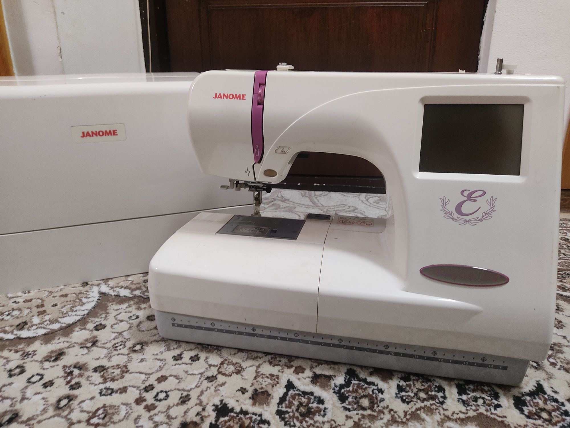 Вышивальная машина Janome Memory Craft 350E (MC 350 E) белый: 4 000 000 сум  - Швейные машины и оверлоки Ташкент на Olx