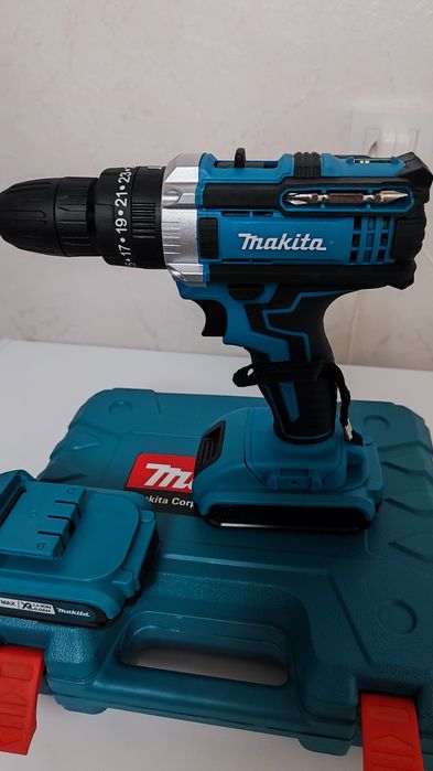 Шуруповёрт Макита