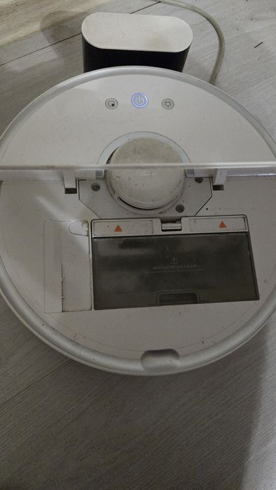 Робот пылесос Roborock S5 белый бу