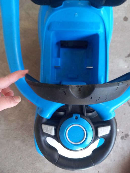 Кола за бутане ride on Moni