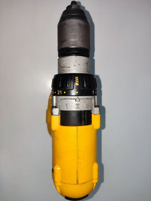 Шуруповерты DeWalt DCD950 DW987