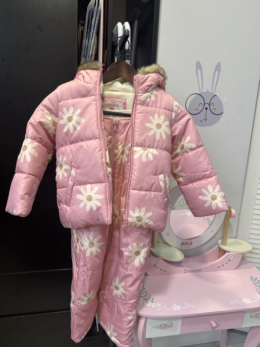 Комбинезон и куртка Carters на 4 года