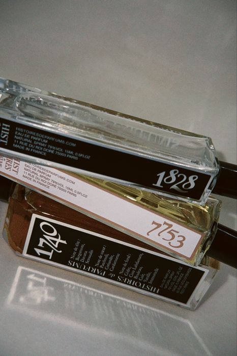Histoires de Parfums - 1740, 1828, 7753.