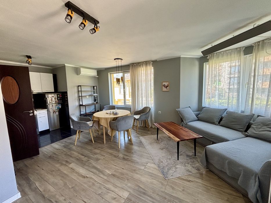 Дава се под наем Двустаен апартамент в Варна, Бриз - 65 кв.м за 747.66 € - Снимка #6