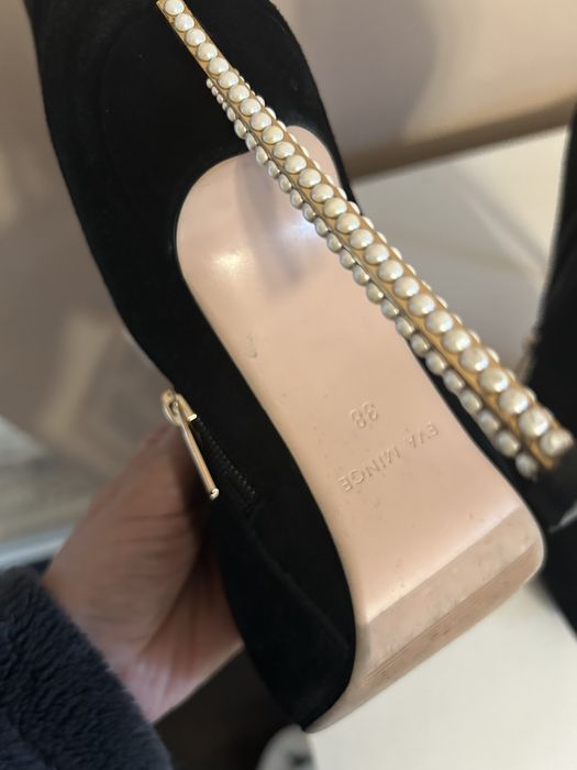 Eva Minge уникални боти