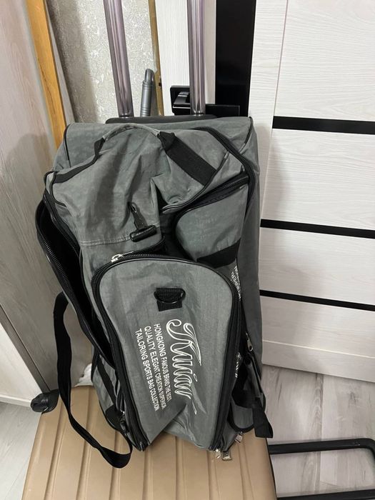 Чемодан тканевая .