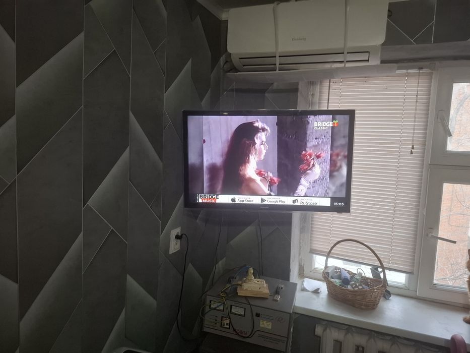 Телевизор продам