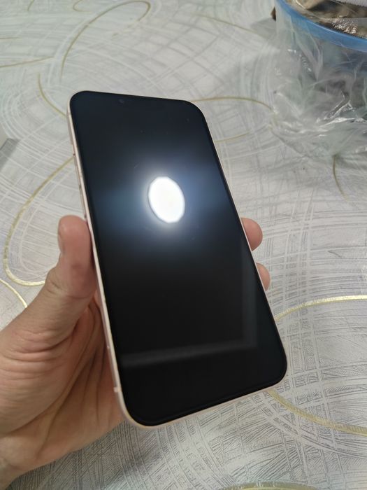 Продам айфон 13 на 256GB