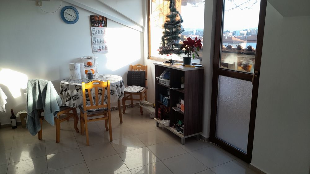 двустаен  апартамент  под наем