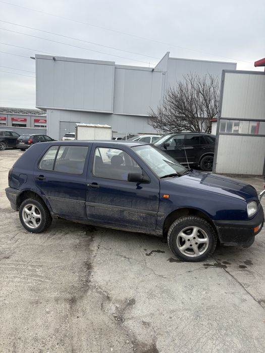 Амортисьори и прожини за повдигане на Голф 3