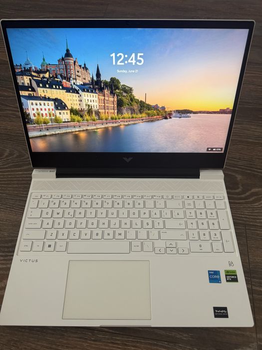 Laptop Gaming HP Victus 15, Ca Nou, i5-12500H / RTX 3050 / 16GB RAM / Windows 11 Pro
