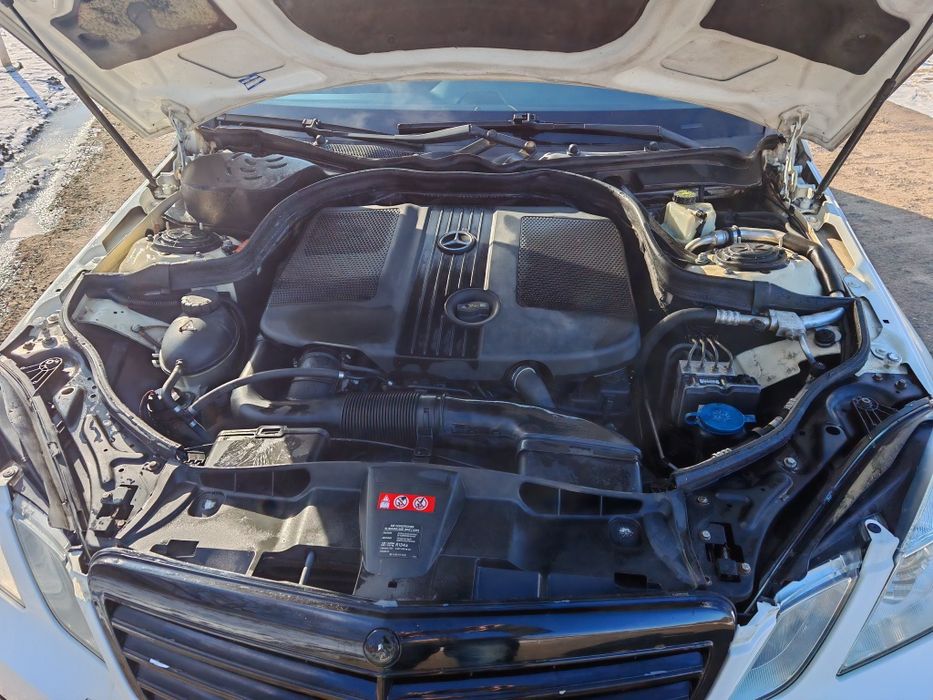 Mercedes Benz E200