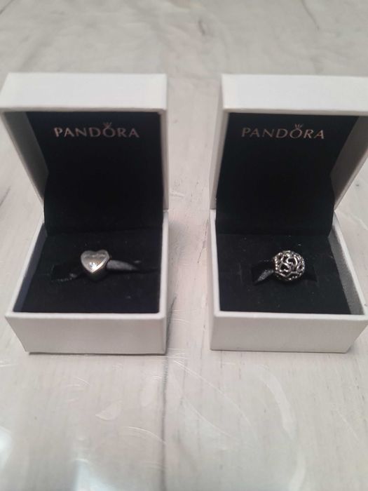 Продавам гривна PANDORA