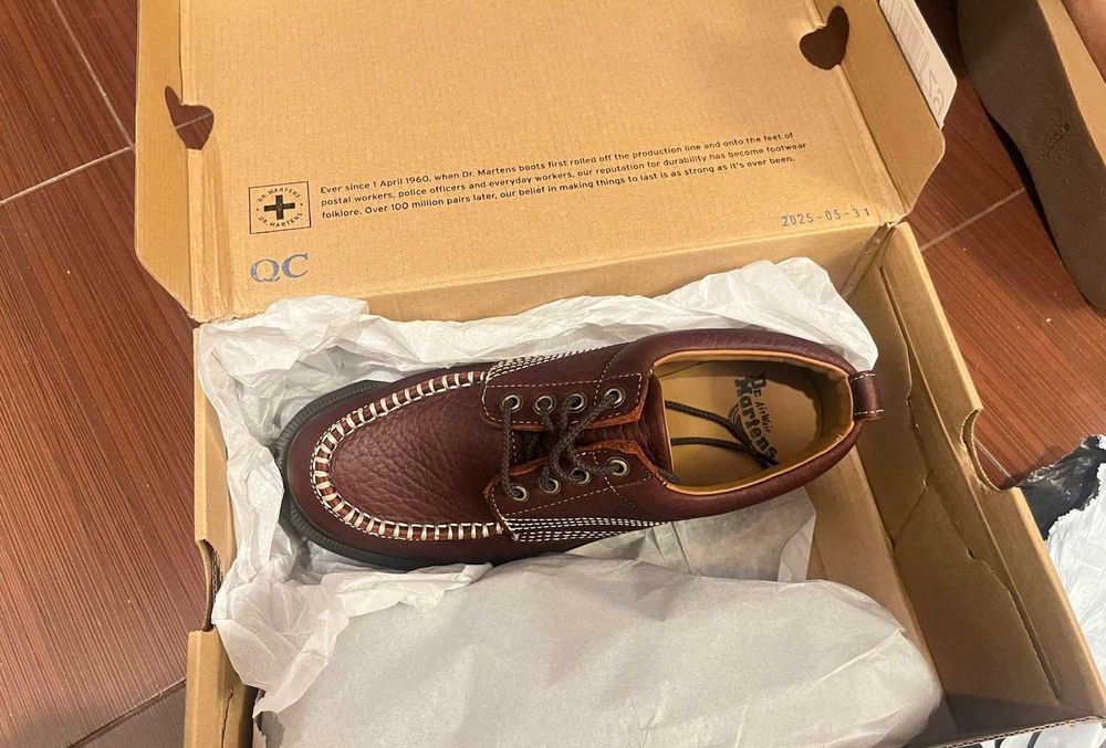 Обувки Dr. Martens 41