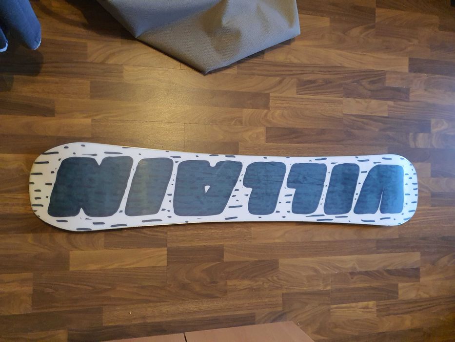 Сноуборд Salomon Villain 153