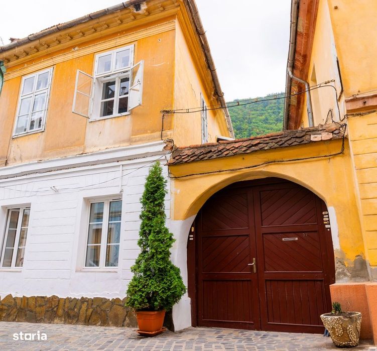 Apartament 4 camere, Centrul Vechi, Brașov — fotografia 1