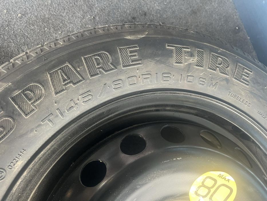 Резервна гума патерица Maxxis за Nissan Juke 145/190 R16 ET 40