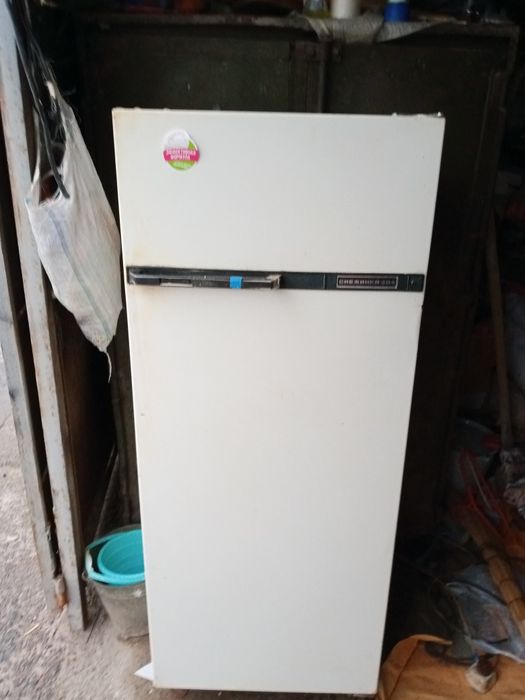 Продается холодильник