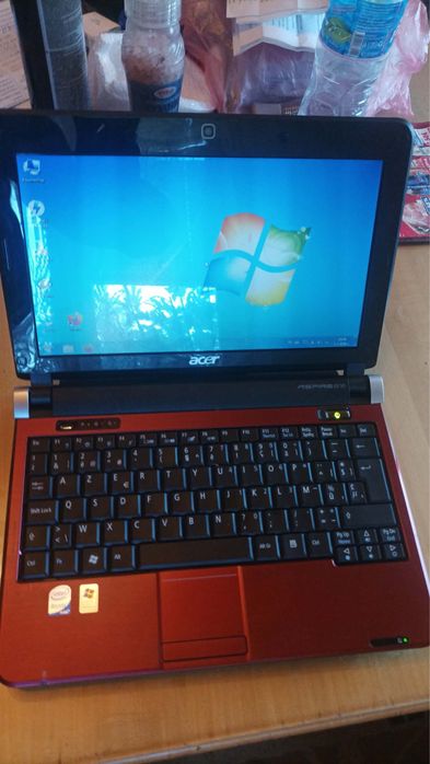 Лаптоп Netbuk Acer Aspire