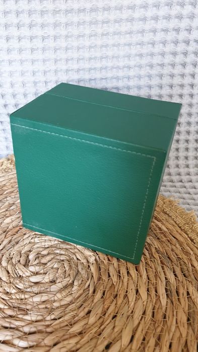 Коробочка от часов