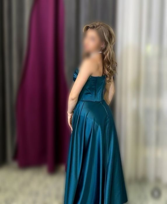 Продам платье из турецкого стрейч-атлас