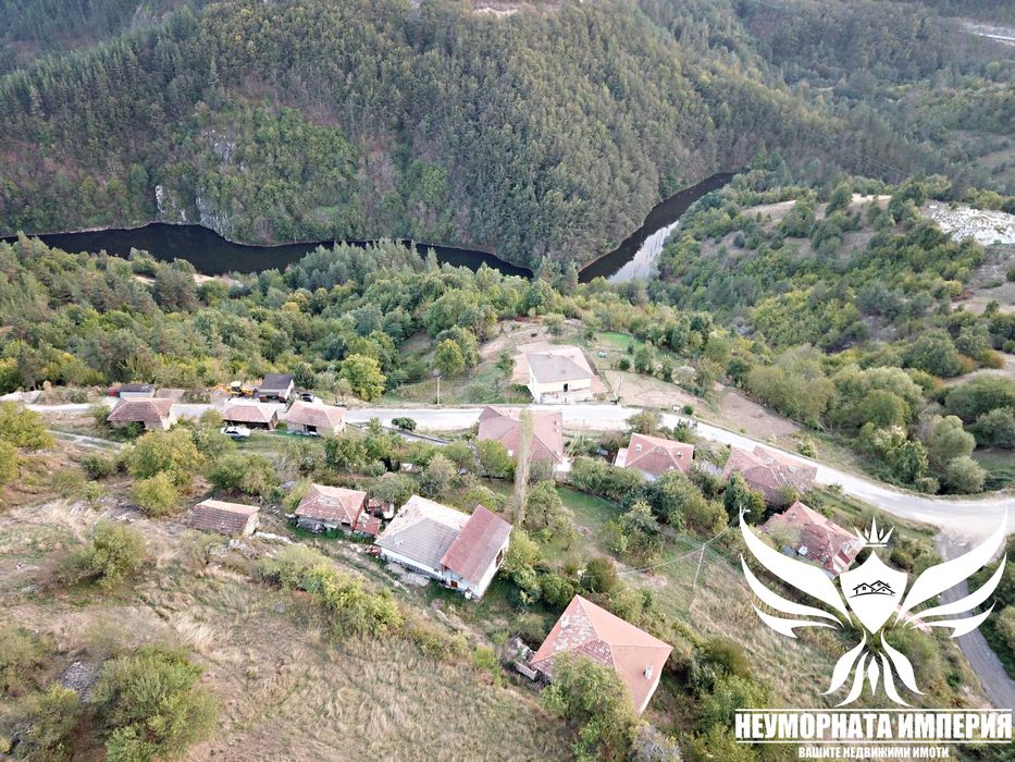 Продава се Къща в с. Баните, Област Смолян - 240 кв.м за 259 €/кв.м - Снимка #2