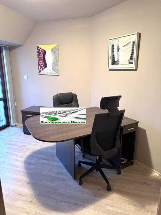 Дава се под наем Офис в Пловдив, Център - 93 кв.м за 667.08 € - Снимка #6