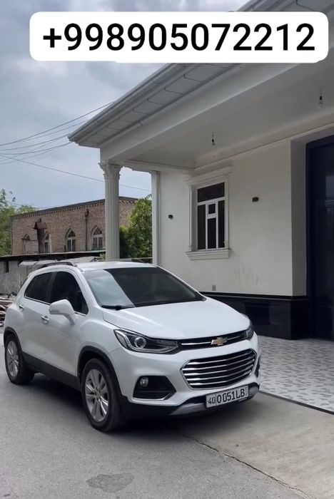 Trecker 1 premer avtomat kraska tozza orqa bagajda 1 qarich petno bor