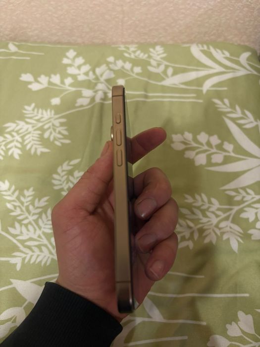 Айфон 16 про есим карта