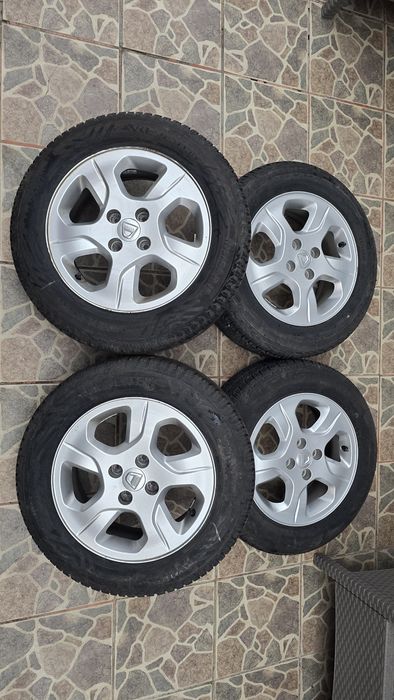 Jante aliaj Logan Sandero Anvelope 185 65 r15 dacia 4x100