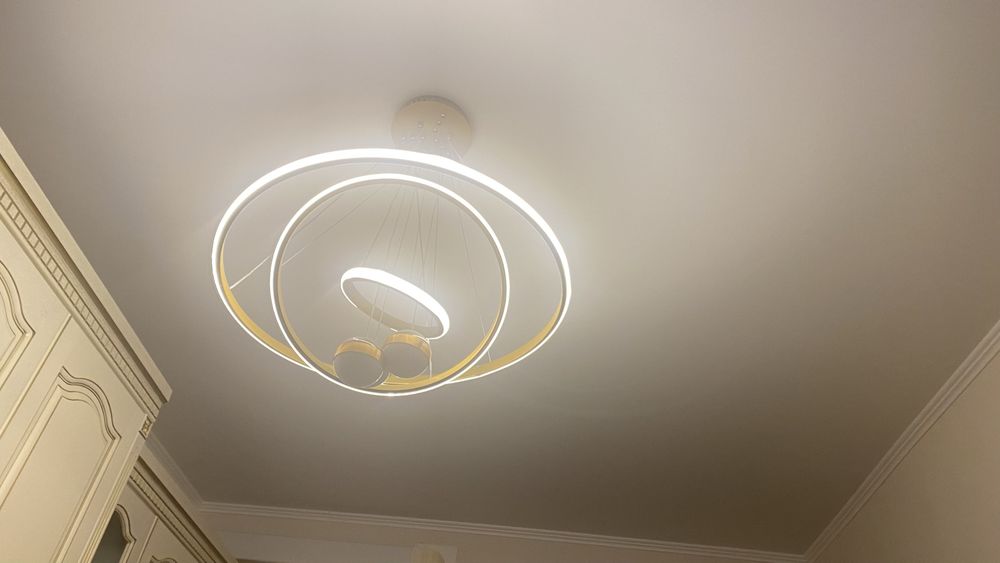 Продам  лед люстру