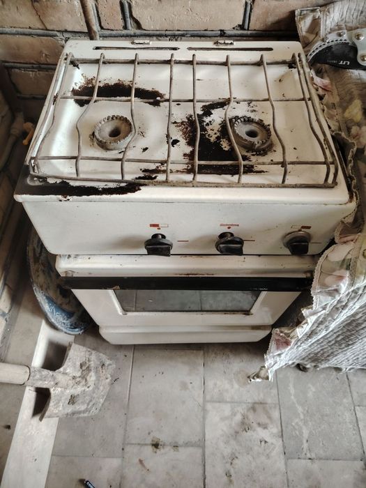 Газ плита сотилади