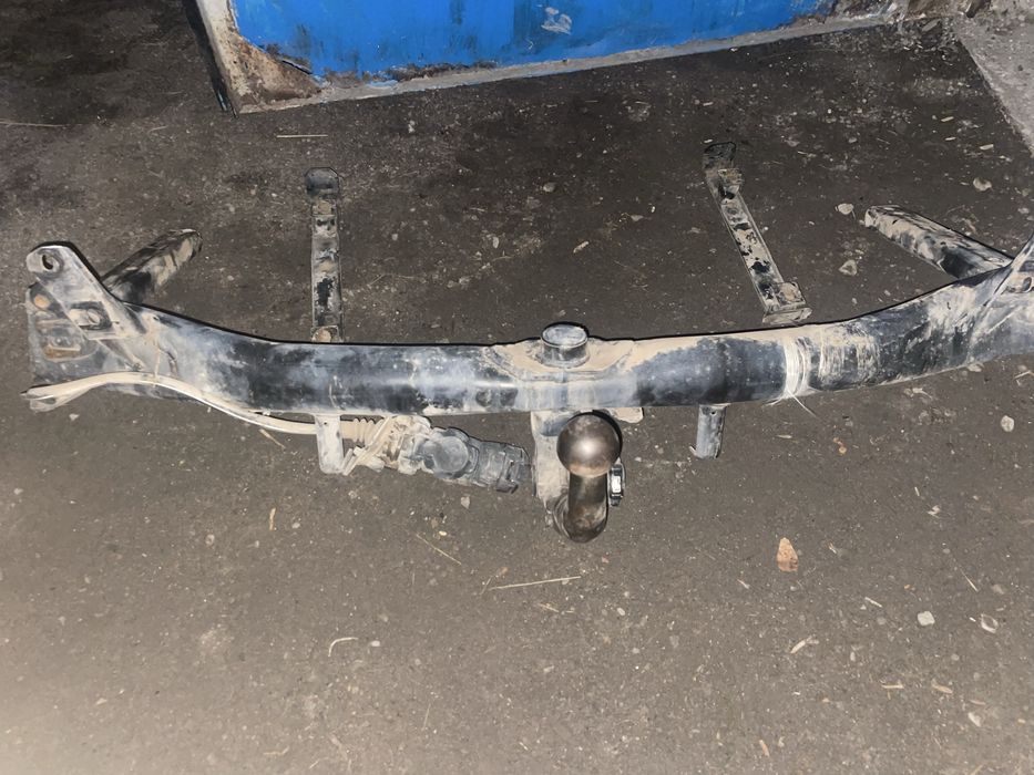 Продам фаркоп ауди б4