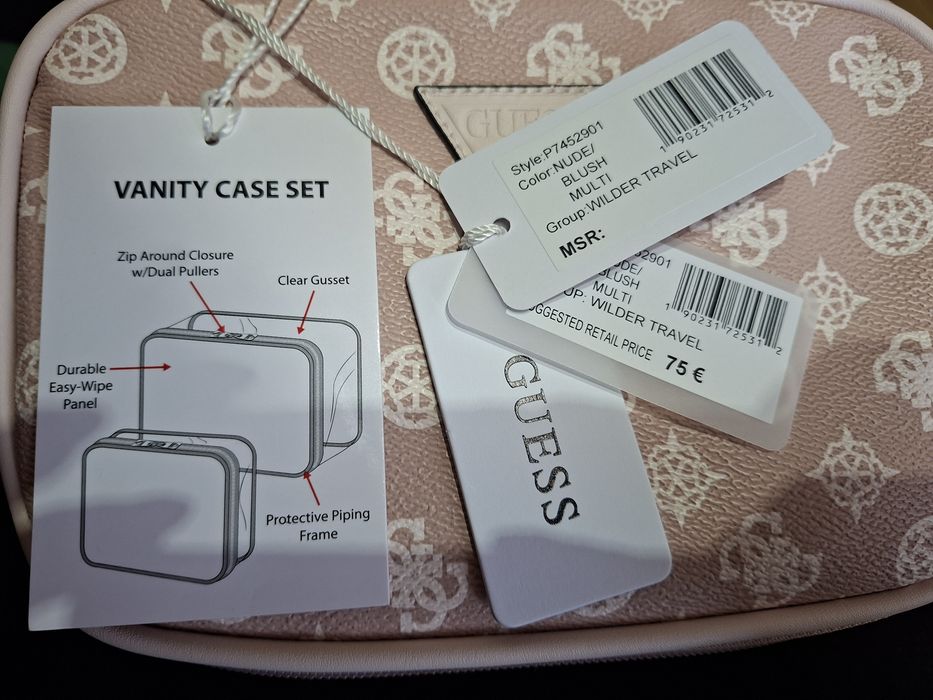 Комплект несесери Guess