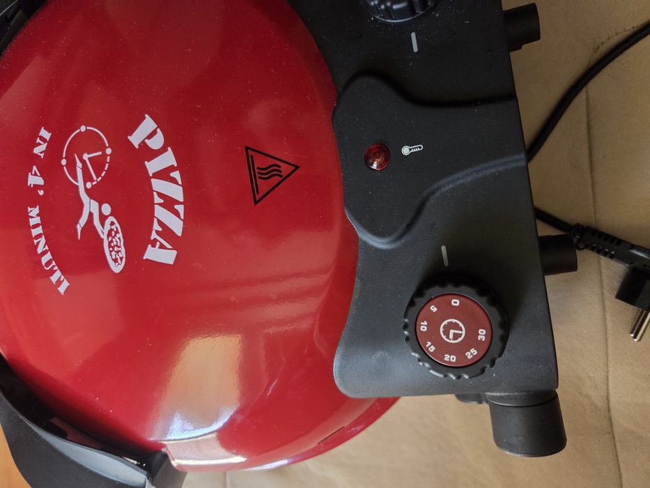 Уред за пица Ariete
