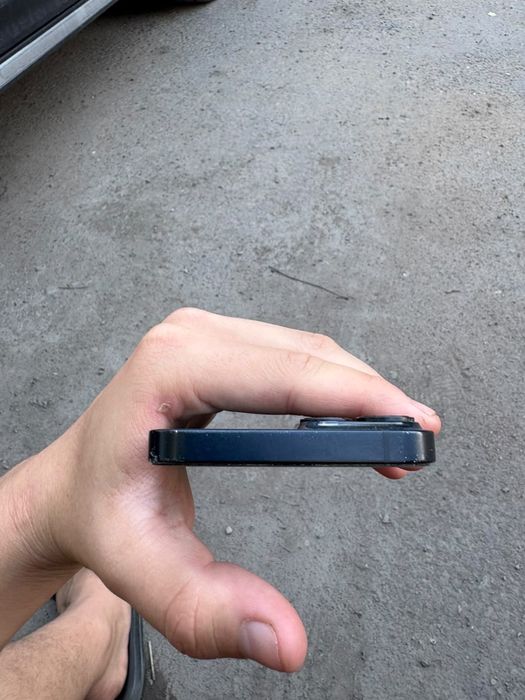 Продам 14 Айфон без гарантии
