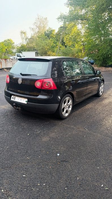 • Продавам Голф 5 1.6 FSI 115кс. на ЧАСТИ, Имам над 18 Голфа на ЧАСТИ