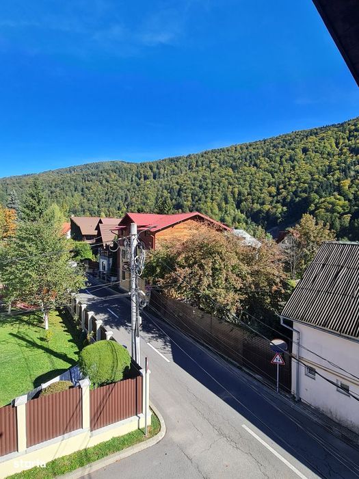 Imobil cu vedere Panoramică Sinaia – Cartier Platou Izvor