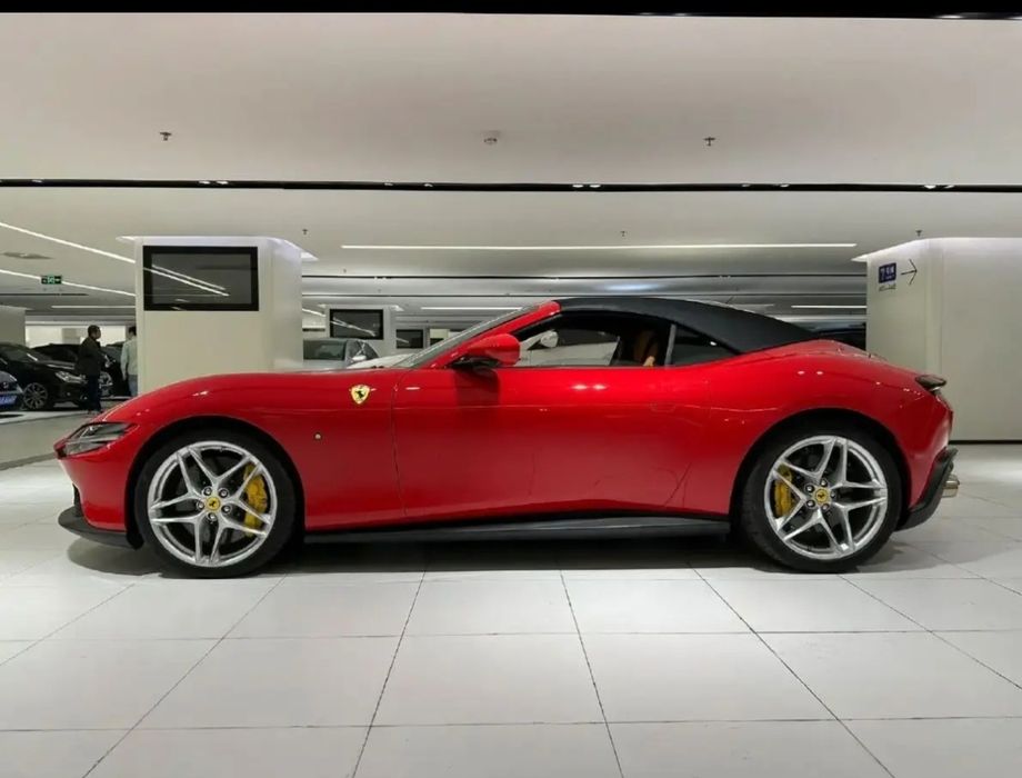 FERRARI Roma 2020 — imagine 2